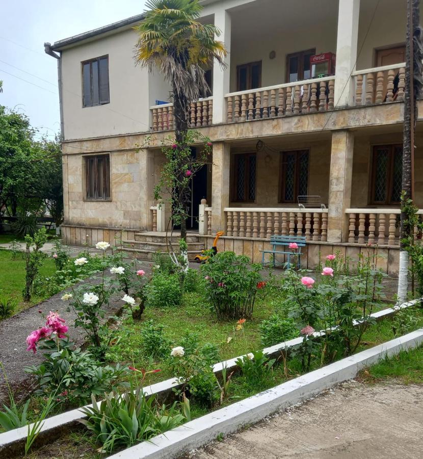 Апартаменты Dani'S House Кобулети Экстерьер фото
